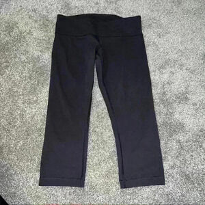 Lululemon Black Crop Leggings size 8